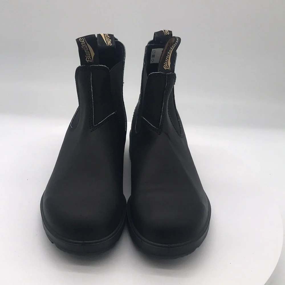 Blundstone unisex boots size 6.5 mens 7.5 womens US